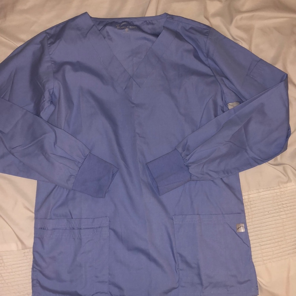 Women’s Butter-soft long sleeve scrub top